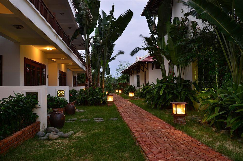 Riverside Bamboo Resort Хойан Экстерьер фото