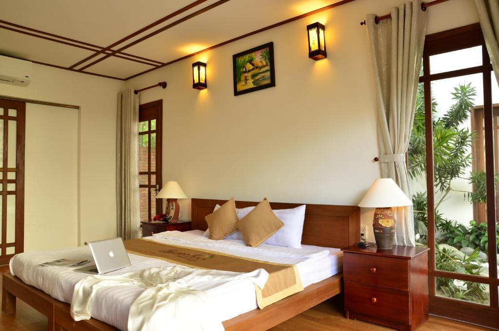 Riverside Bamboo Resort Хойан Номер фото